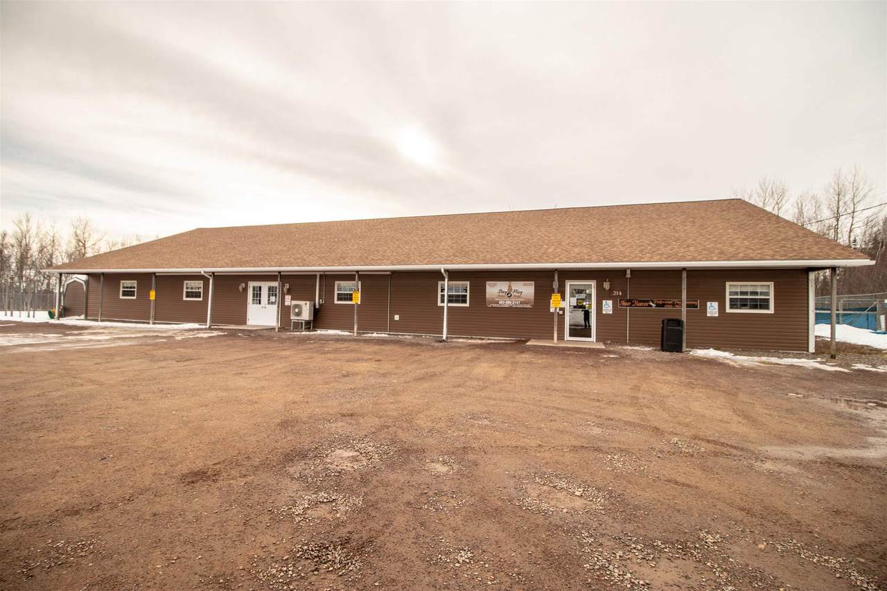 214 Crossley Avenue - Photo 1