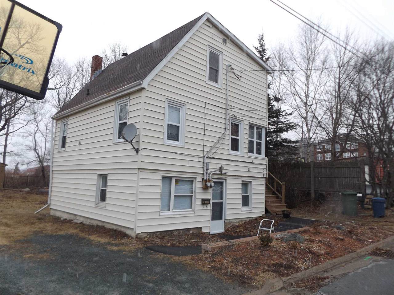 5 Pinewood Drive - Photo 1