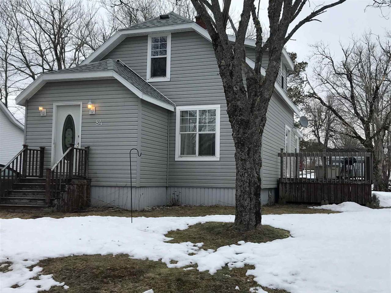 84 Mcfarlane Street - Photo 1