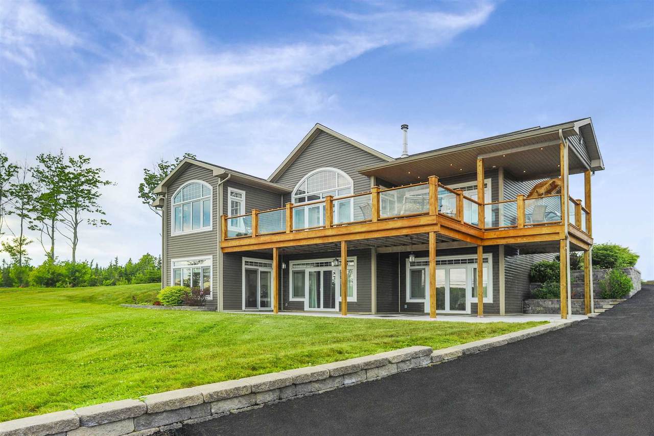 214 Hillside Road - Photo 1