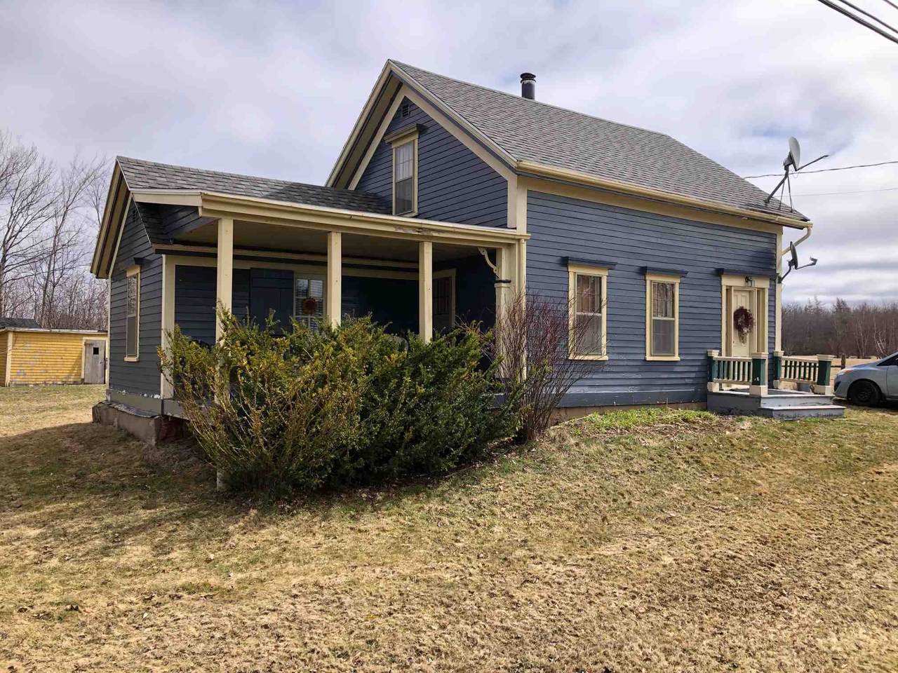 8877 Highway 215 - Photo 1
