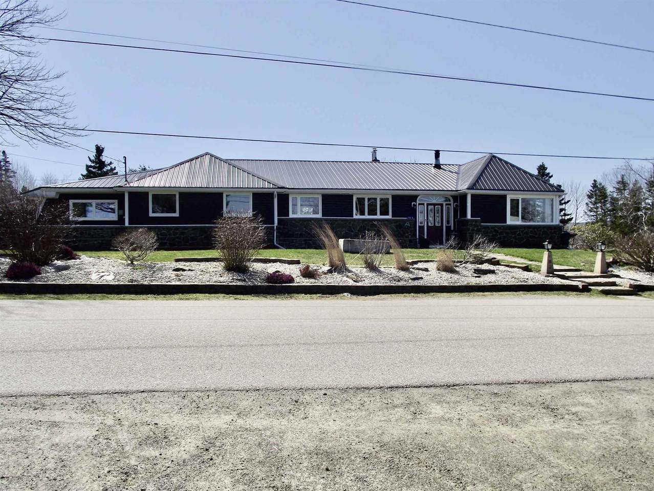 183 Third Avenue - Photo 1