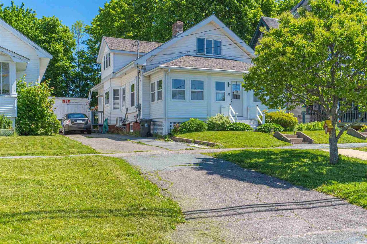 135 King Street - Photo 1
