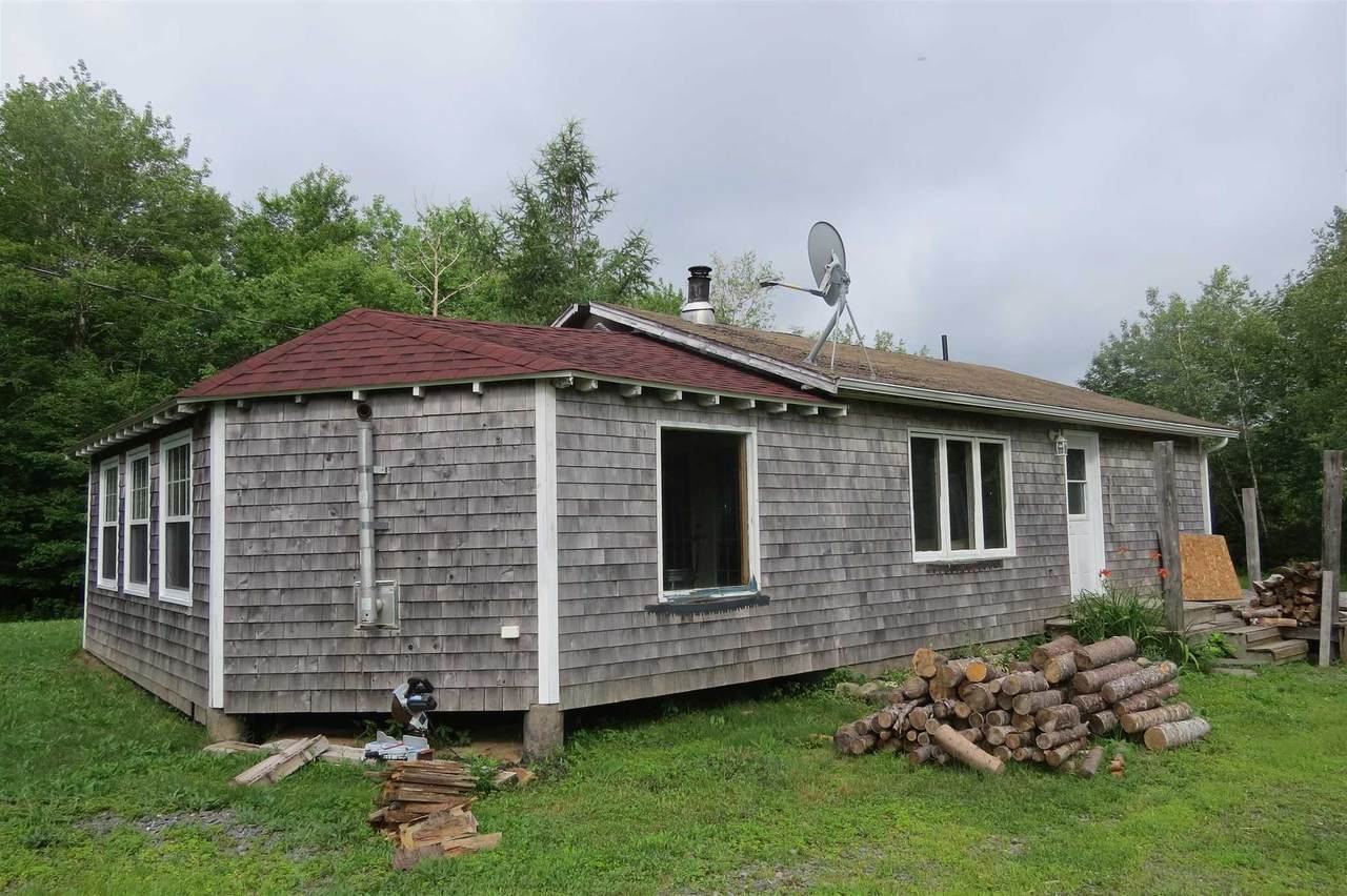 610 Walburne Road - Photo 1