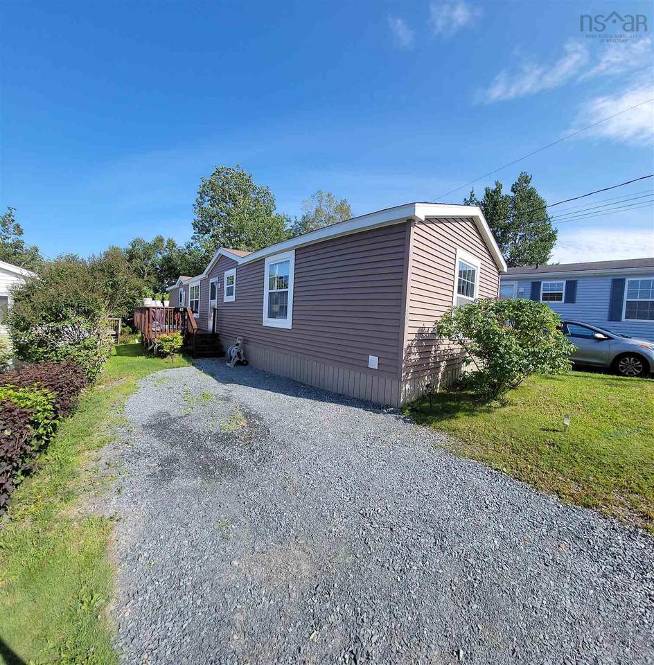 82 Greenhead Road - Photo 1