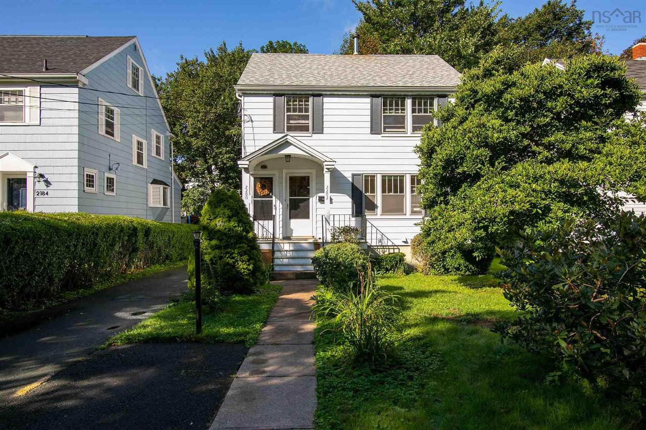 2200/2202 Connaught Avenue - Photo 1