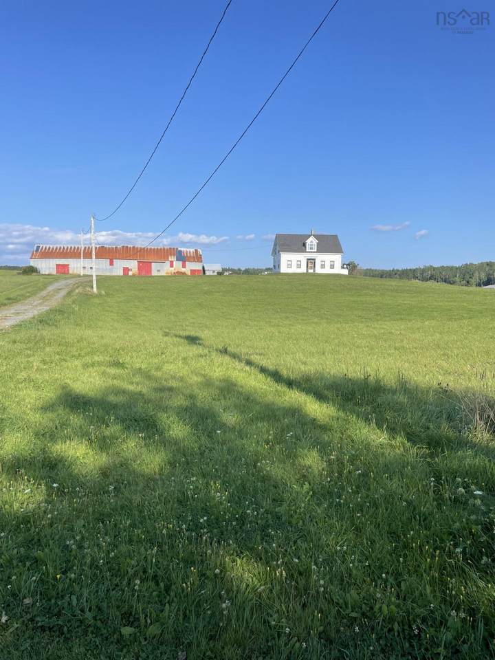 702 East Tracadie Road - Photo 1