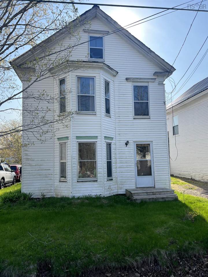 15 Lornevale Road - Photo 1