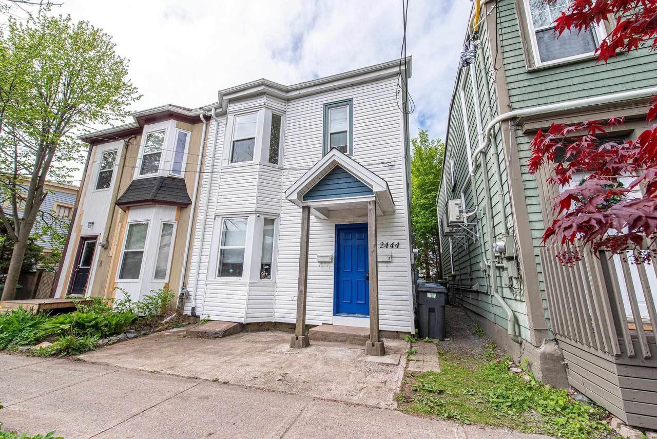 2444 John Street - Photo 1