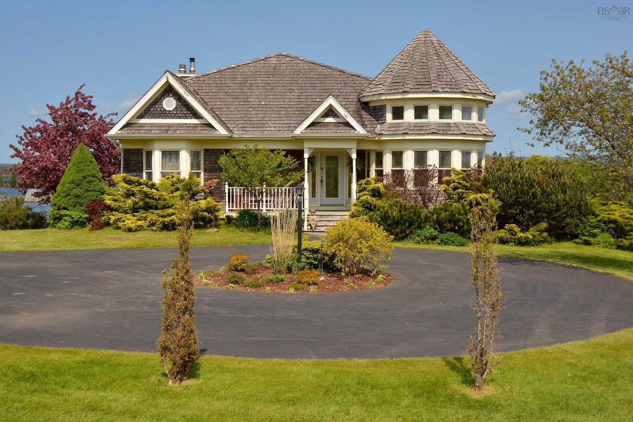 2641 West Bay Road - Photo 1