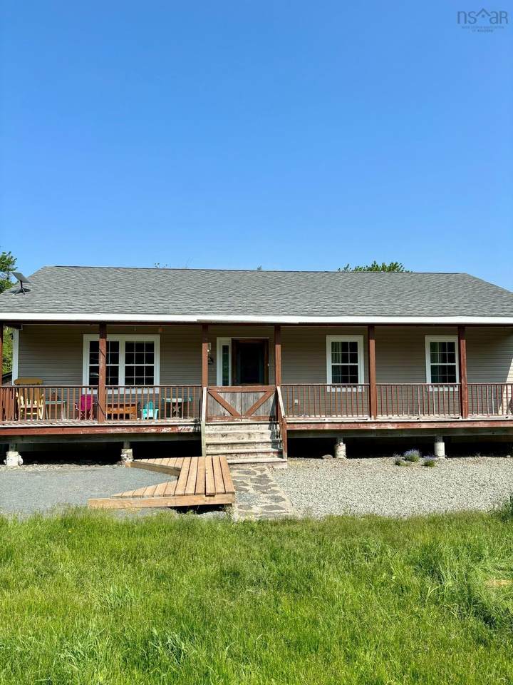 1445 Crandall Road - Photo 1