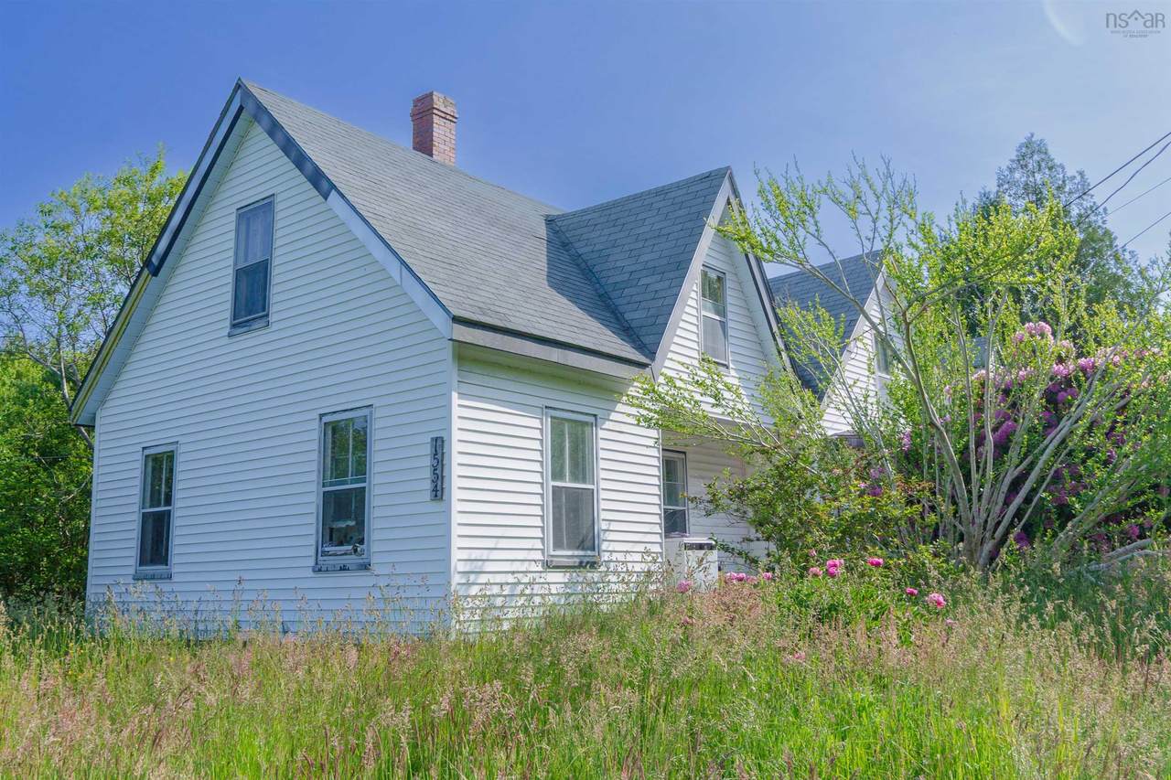 1554 Shore Road - Photo 1