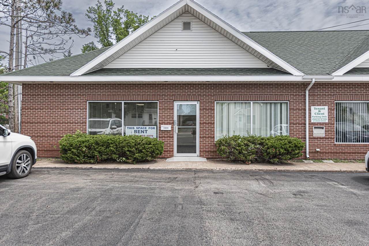 535 East River Road - Photo 1