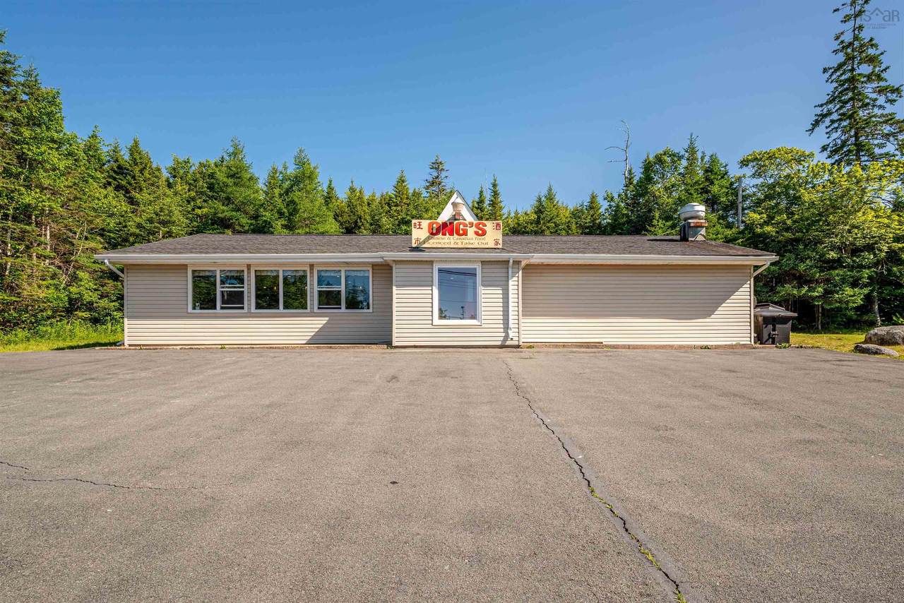 9101 Highway 7 - Photo 1