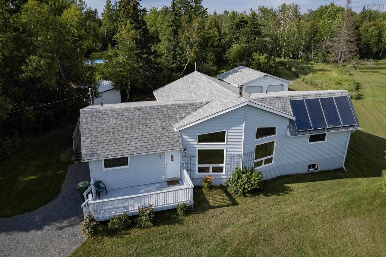 9525 Highway 6 - Photo 1