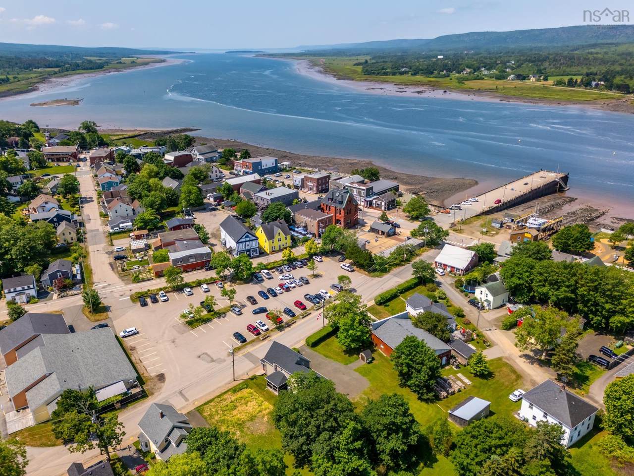 https://bt-photos.global.ssl.fastly.net/novascotia/1280_boomver_1_202516990-2.jpg