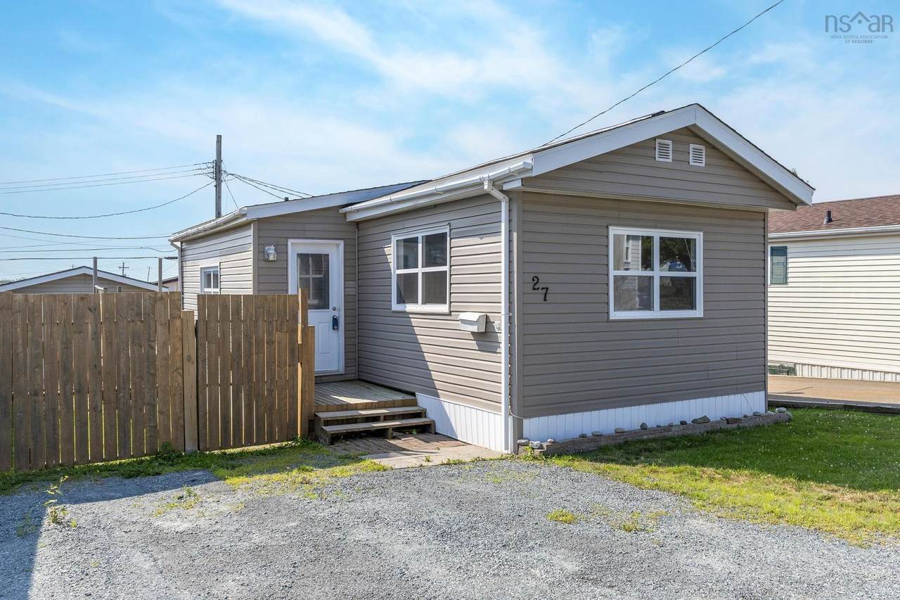27 Florence Avenue - Photo 1