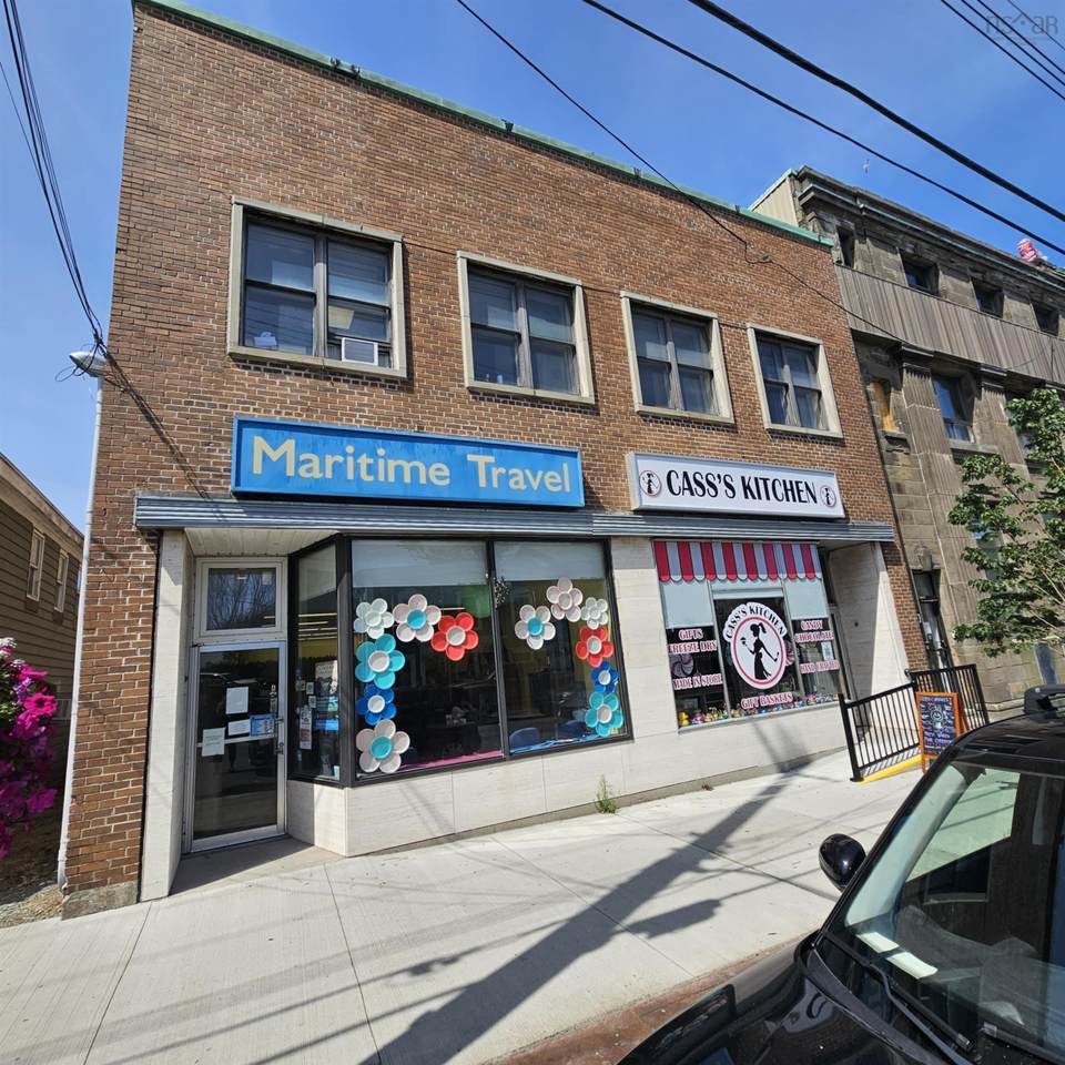 188 Charlotte Street - Photo 1