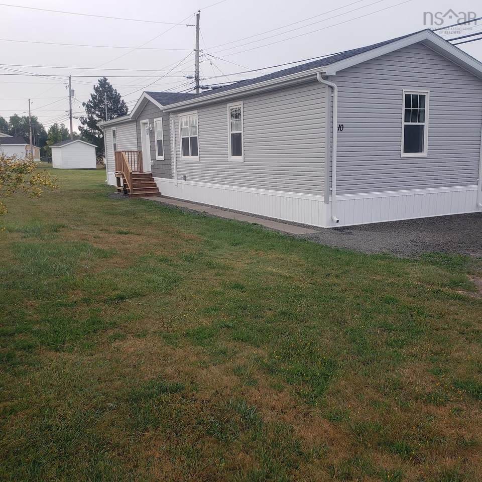 10 Elmwood Drive - Photo 1