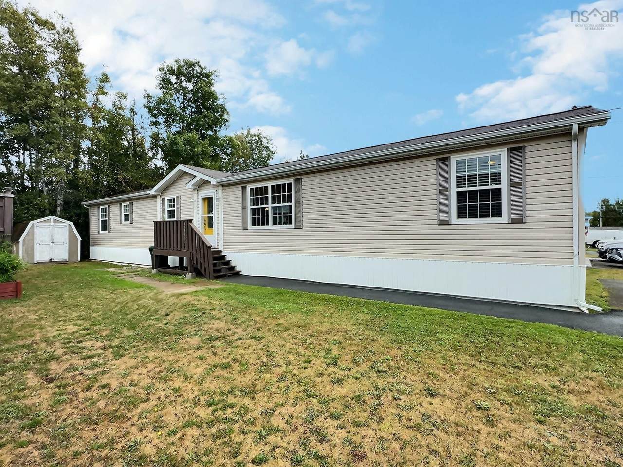 25 Pinehurst Street - Photo 1