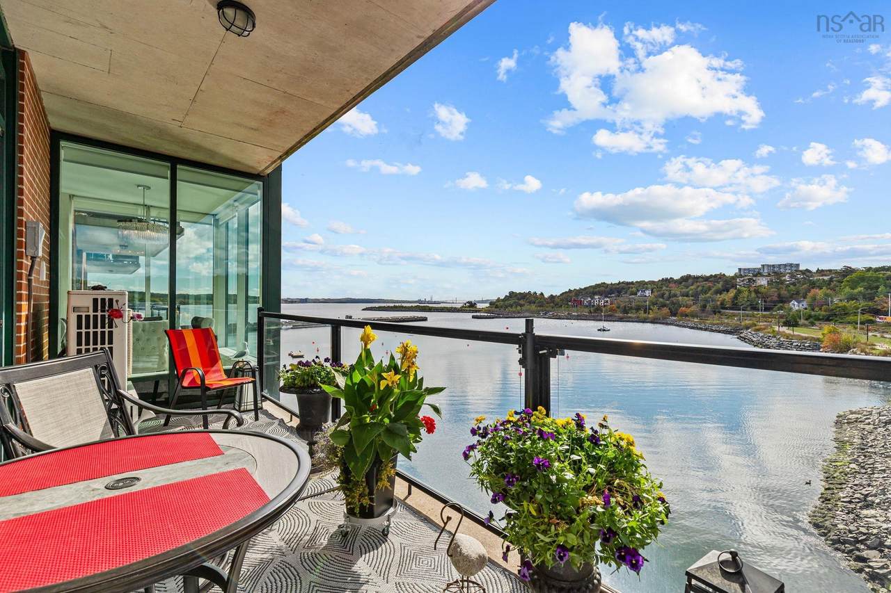 220 Waterfront Drive - Photo 1