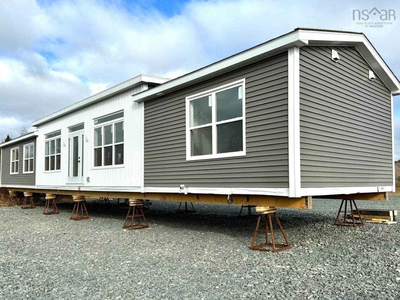  Waterloo Road - Photo 1