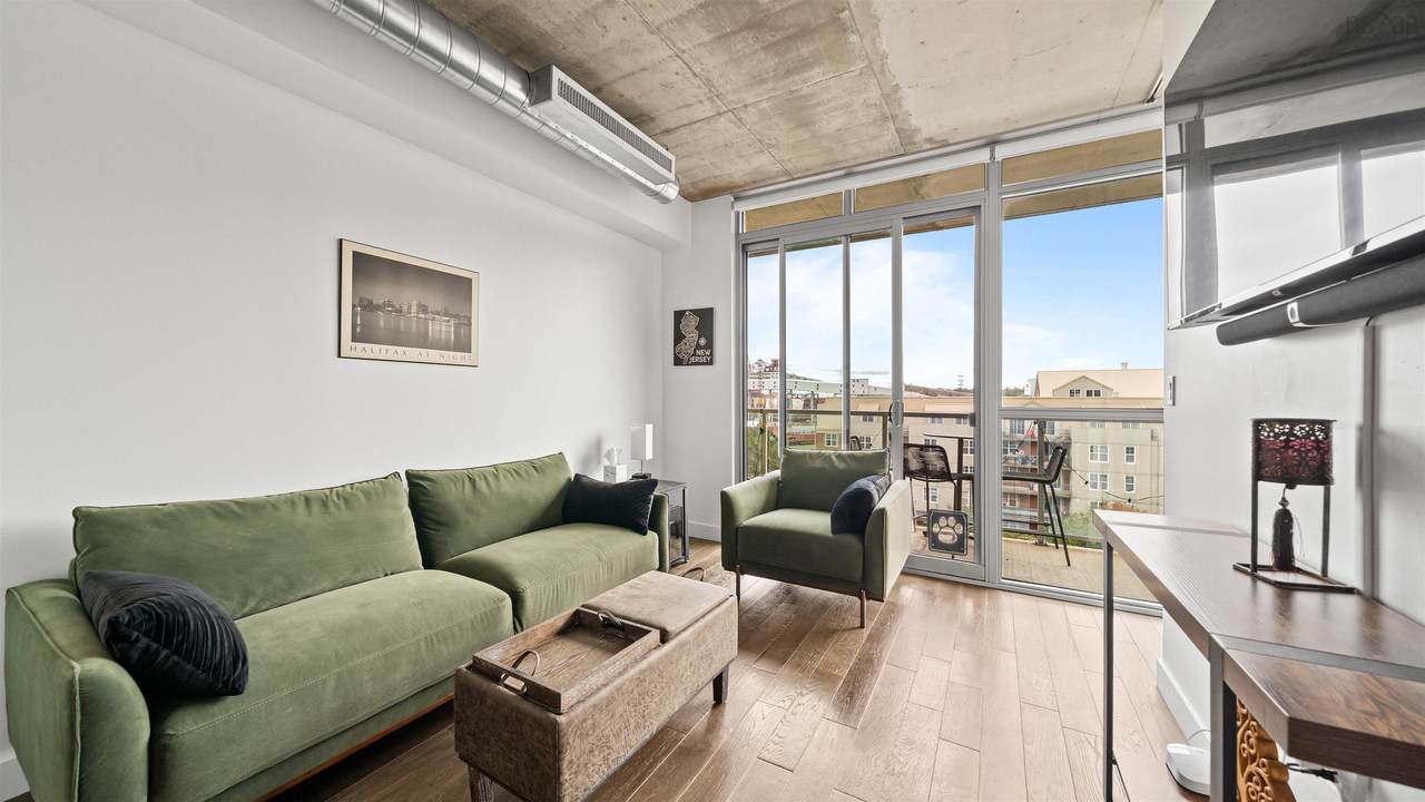 1065 Barrington Street - Photo 1