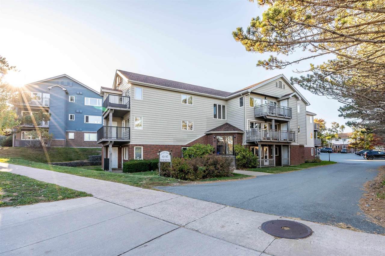 63 Farnham Gate Road - Photo 1