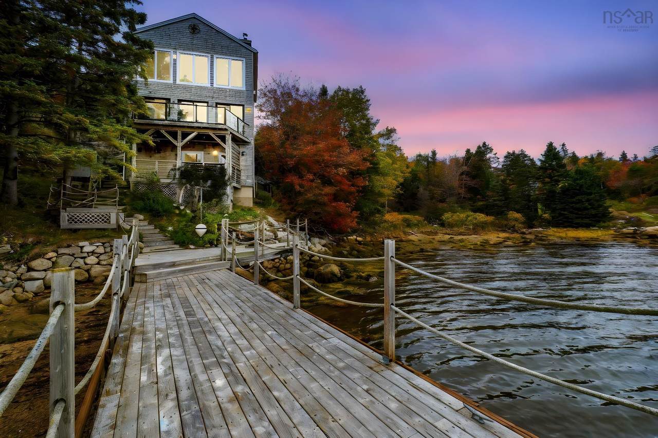 6566 St Margarets Bay Road - Photo 1