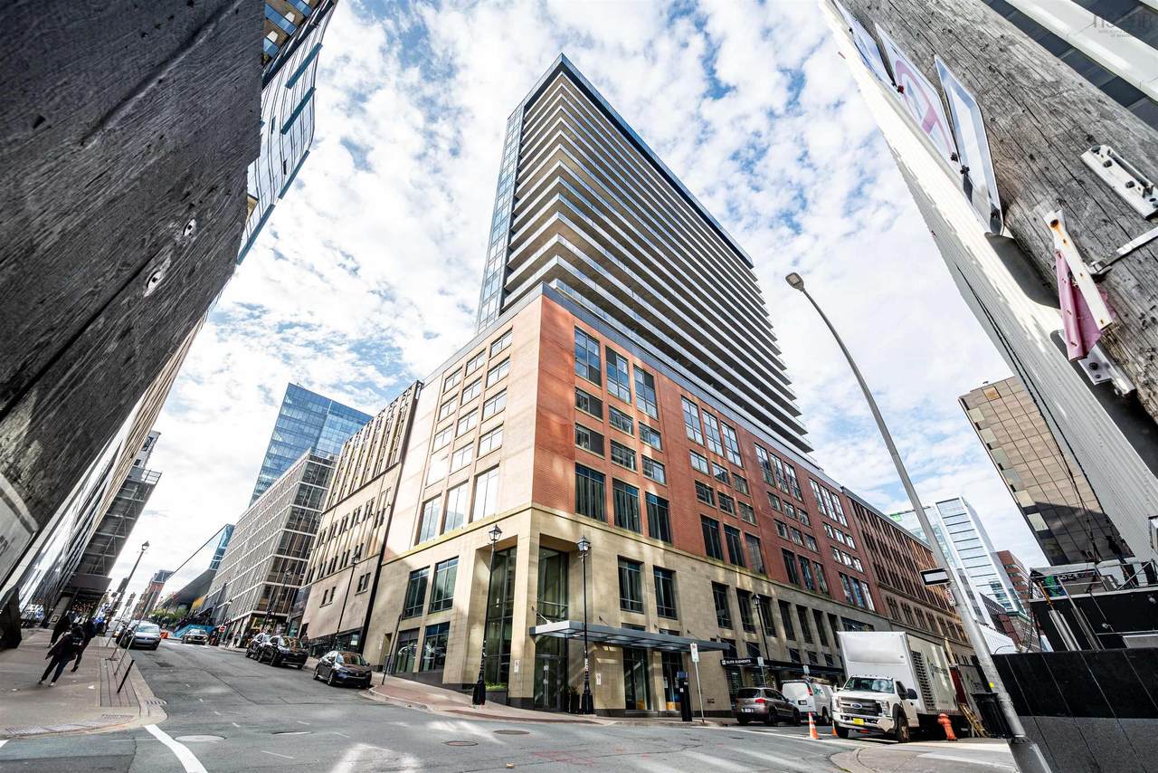 1650 Granville Street - Photo 1