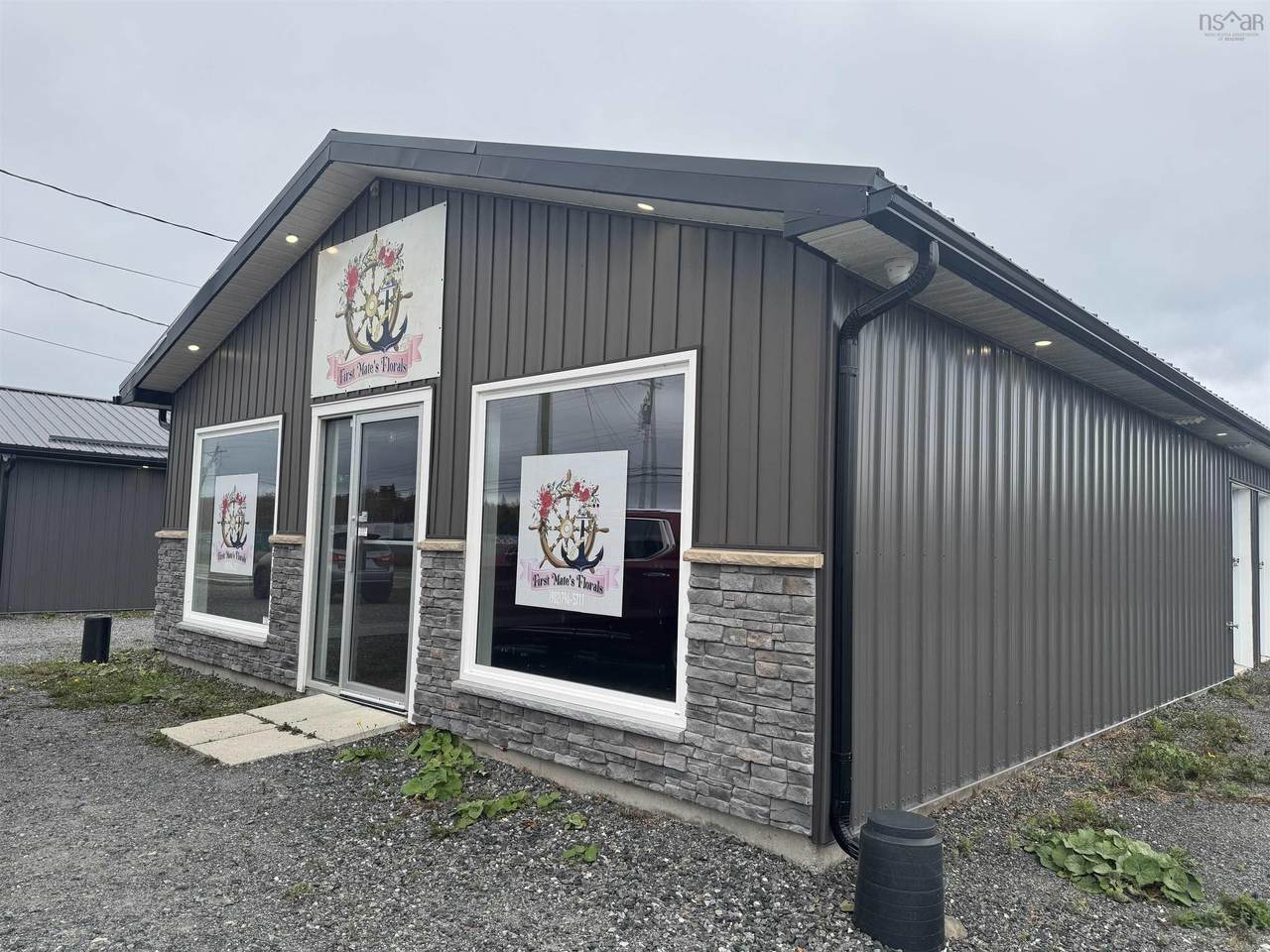 95 Memorial Drive - Photo 1