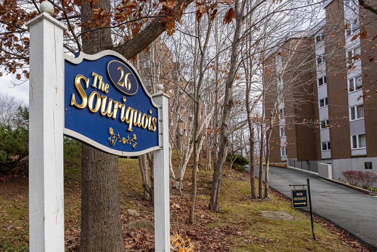 26 Brookdale Crescent - Photo 1