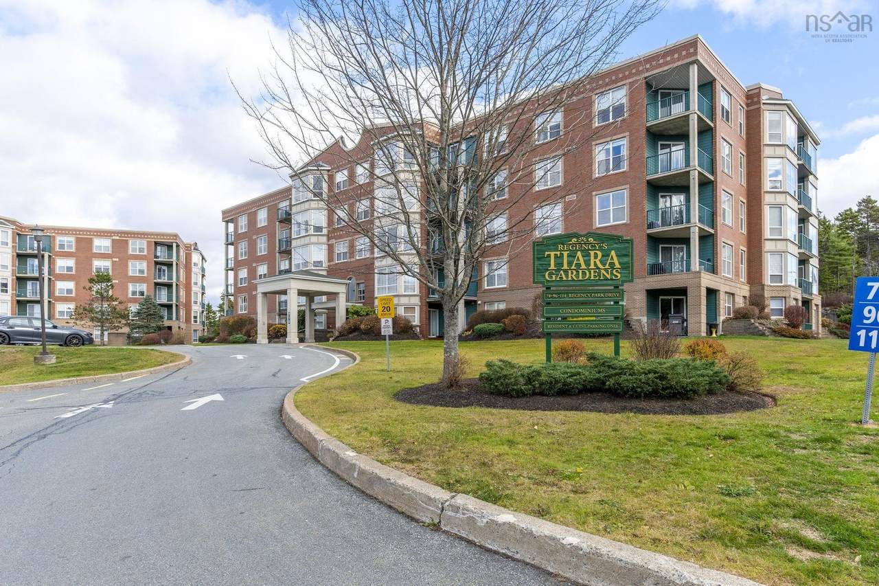 114 Regency Park Drive - Photo 1