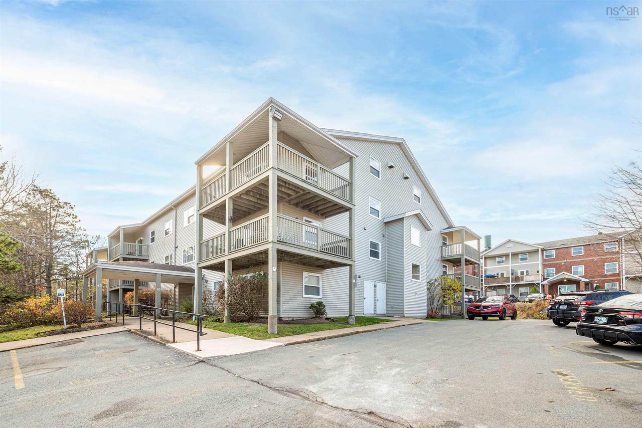 45 Chelton Woods Lane - Photo 1