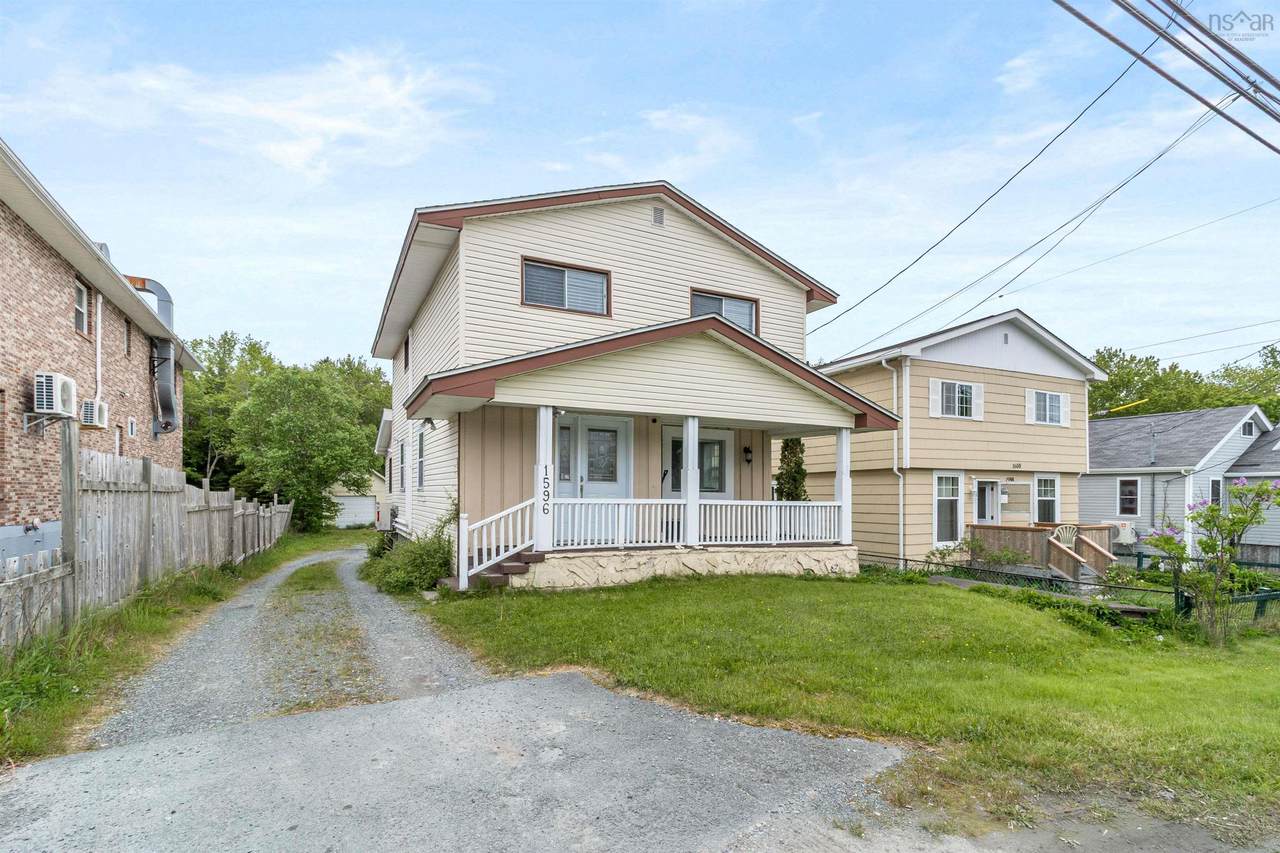 1596 St. Margaret's Bay Road - Photo 1
