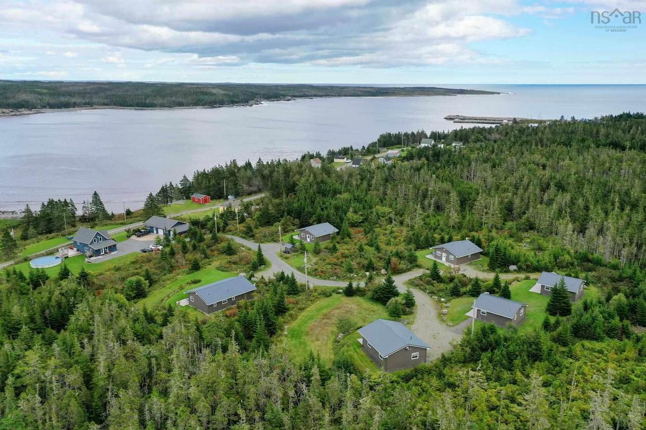 150 New Harbour Road - Photo 1