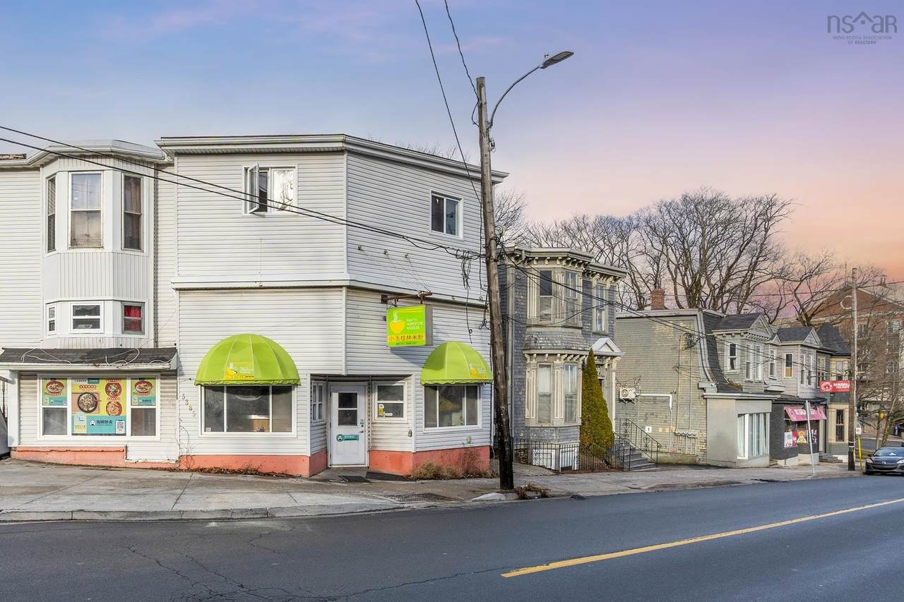 5385 Victoria Road - Photo 1