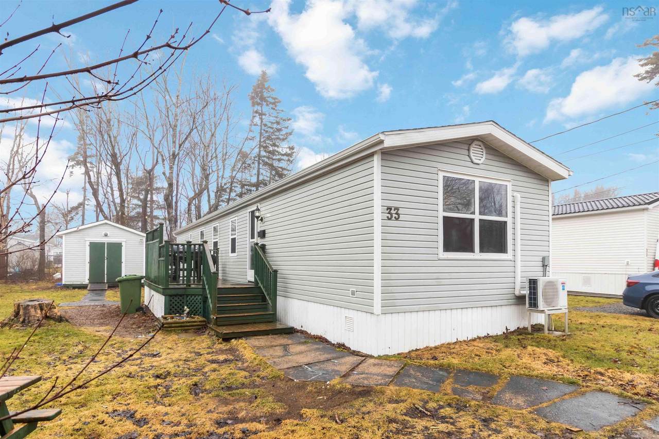 33 Elcona Avenue - Photo 1