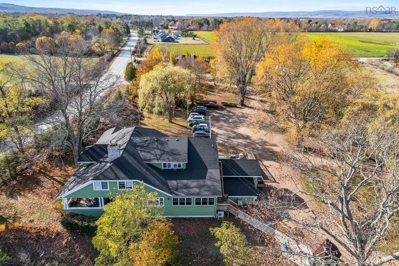 8979 Highway 201 - Photo 1