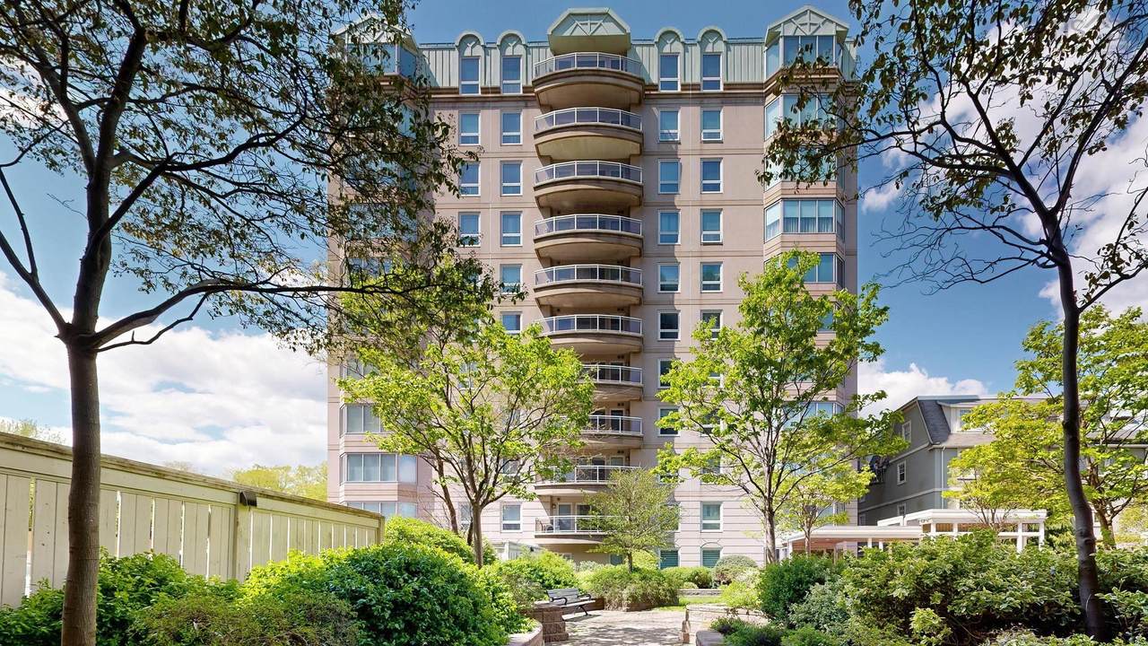 1540 Summer Street - Photo 1