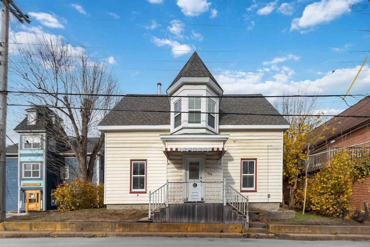 499 Main Street - Photo 1