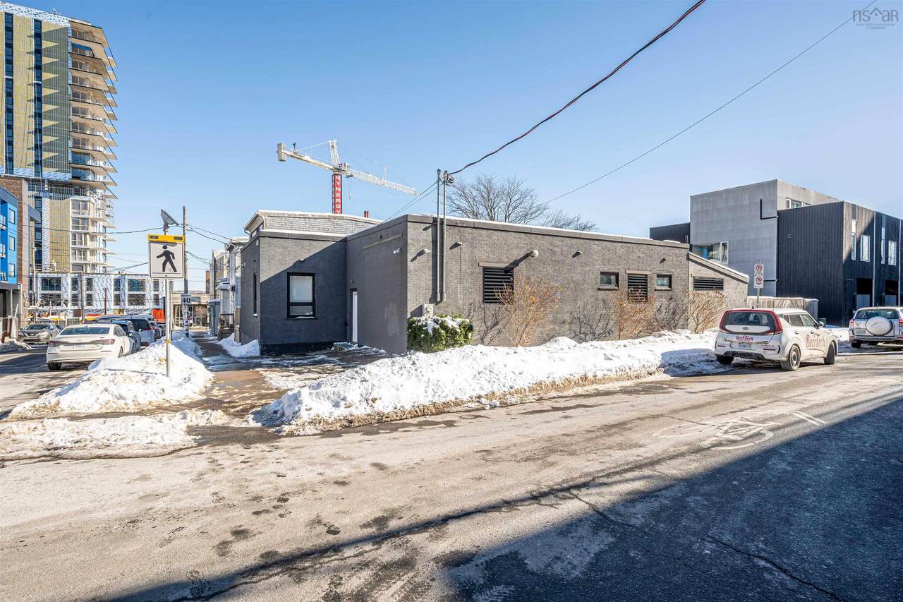 5540 Cunard Street - Photo 1