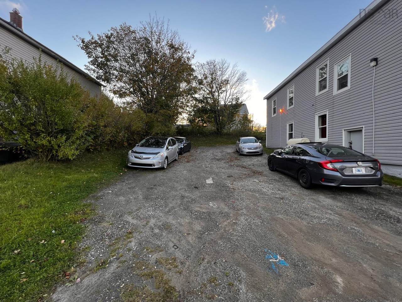 971 Victoria Road - Photo 1