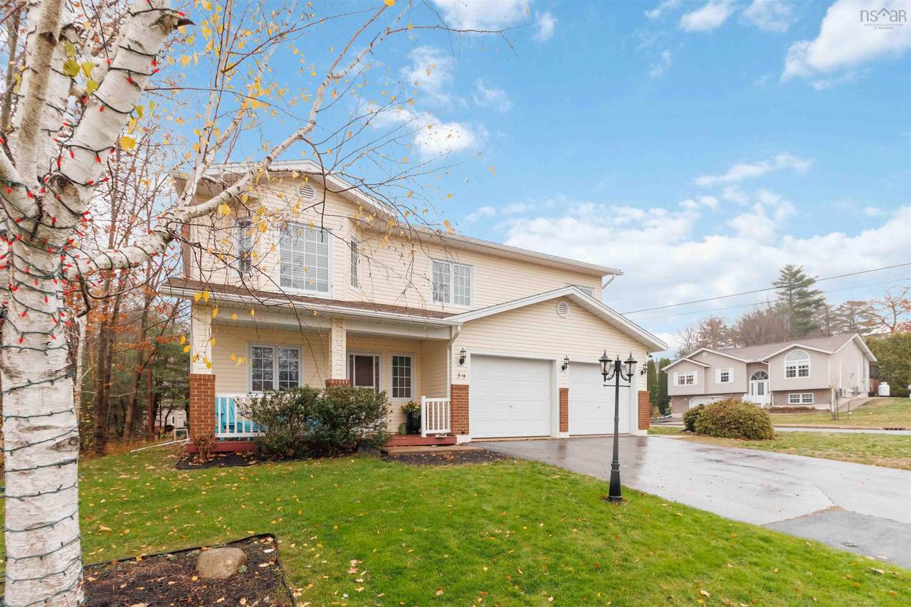 39 Ridgecrest Drive - Photo 1