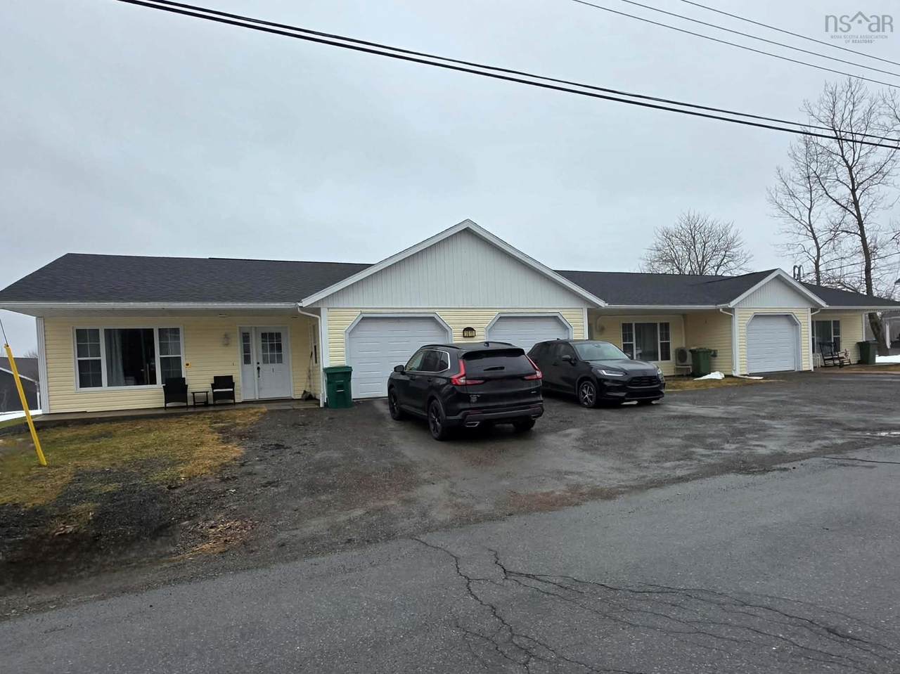 1611 Mackay Street - Photo 1