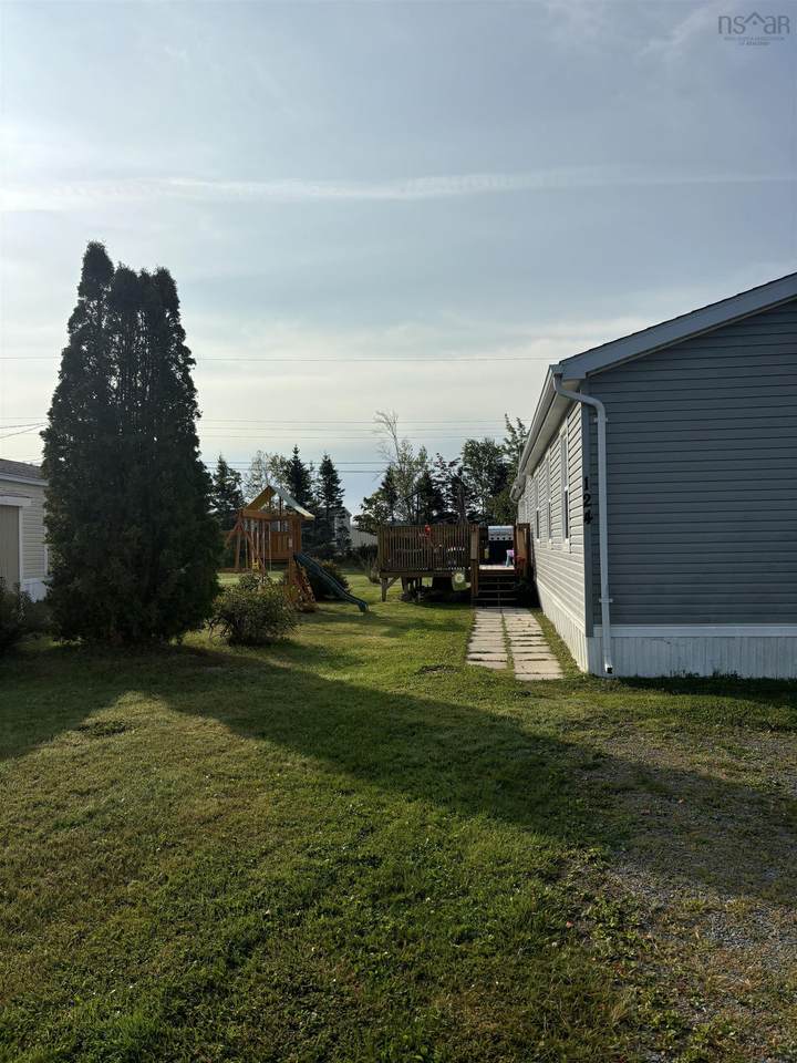 https://bt-photos.global.ssl.fastly.net/novascotia/1280_boomver_1_202604586-2.jpg