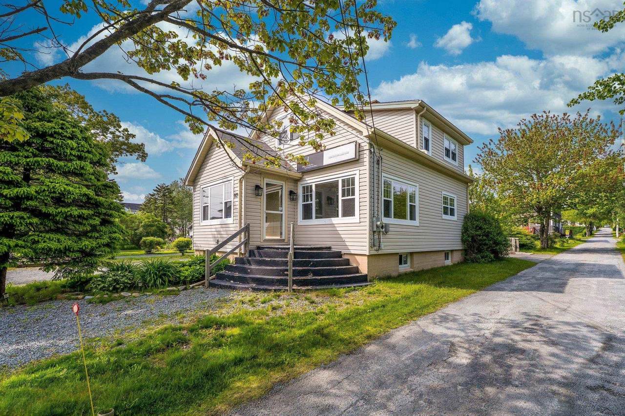 1470 Main Road - Photo 1