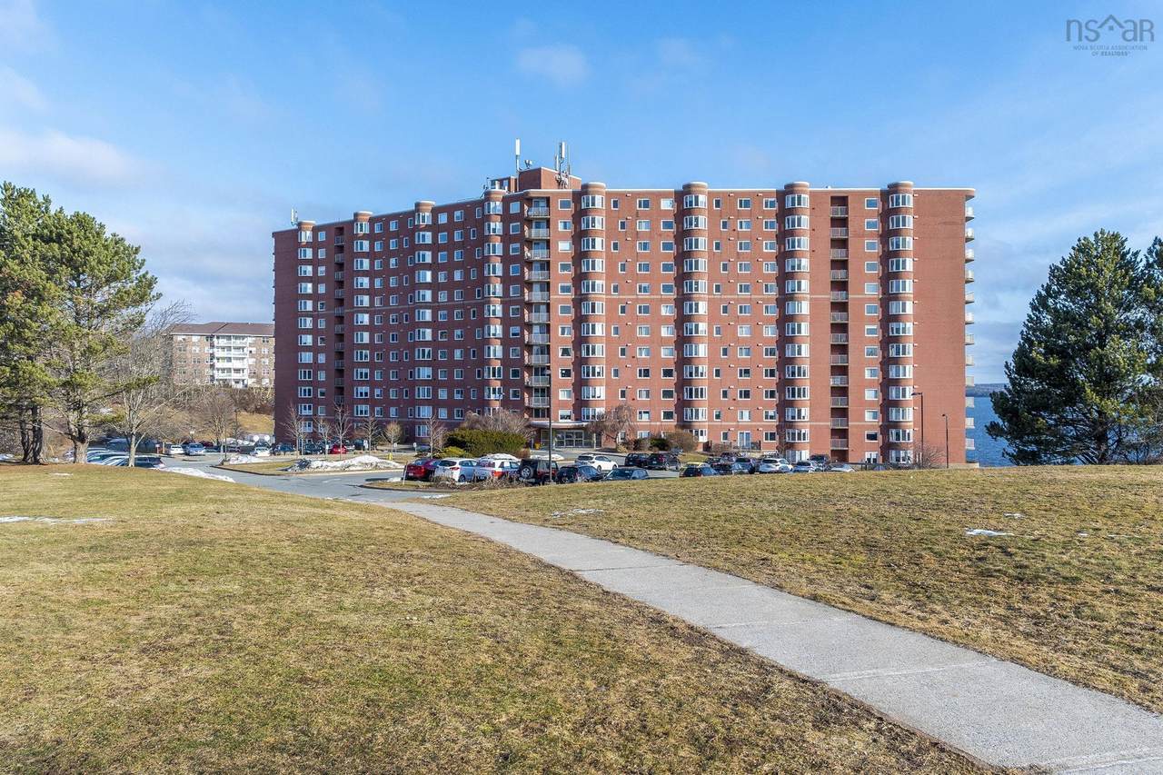 45 Vimy Avenue - Photo 1