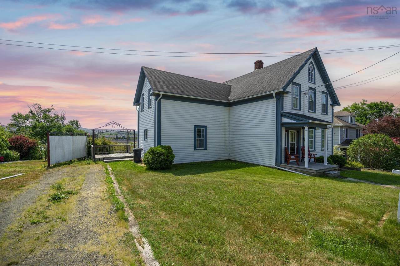 5454 Granville Road - Photo 1