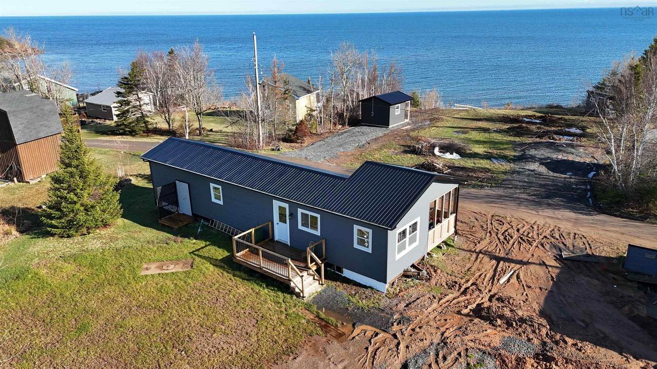 124 Red Cliff Drive - Photo 1